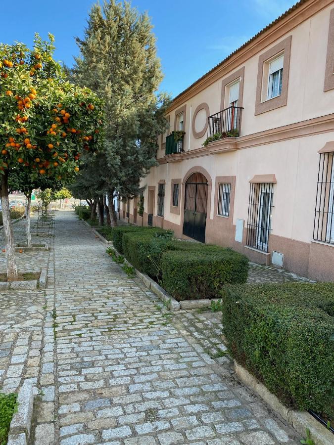 Sevilla. Gerena Casa Rural Para Familia O Profesionales Exterior foto